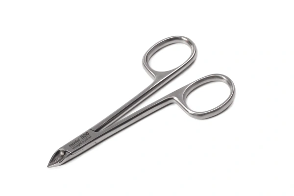 Фото - Щипцы-глазки прямые 520 Straight Eyelets Podoinstitut