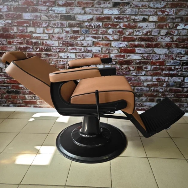 Фото - Кресло для барбершопа Джо 